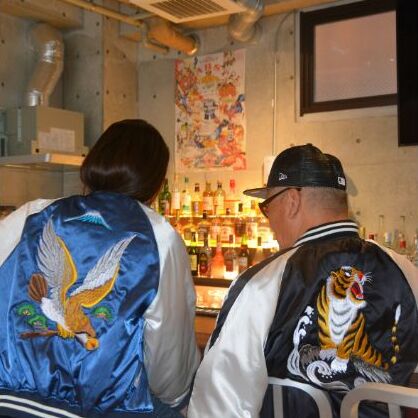 横振り刺繍スカジャン（鷹）フリーサイズ【横須賀市 ドブ板 高級 職人