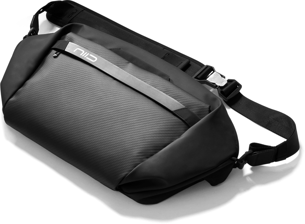 niid　CACHE-Hybrid Tech Sling and Duffle