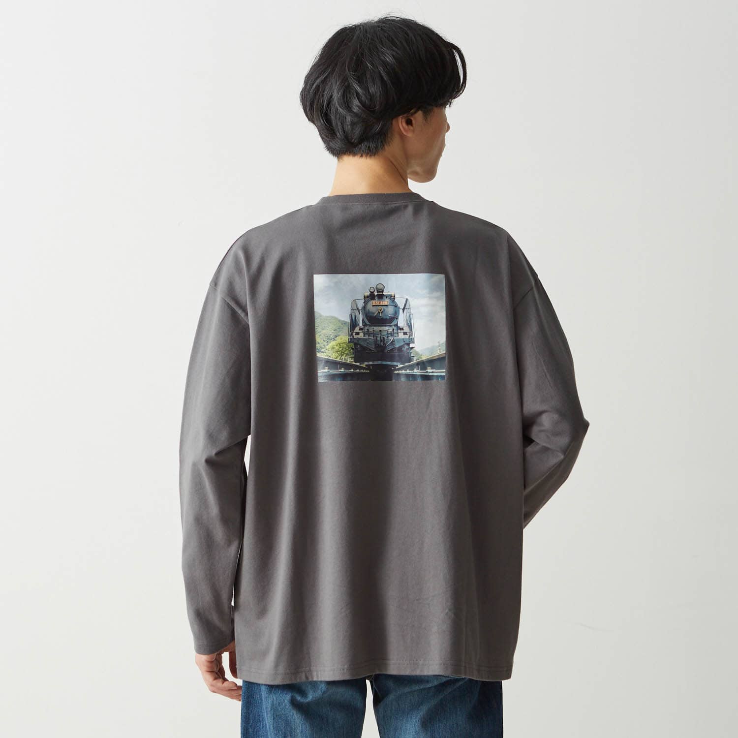 ベルメゾン 大人リアルプリント長袖Ｔシャツ（機関車・キハ