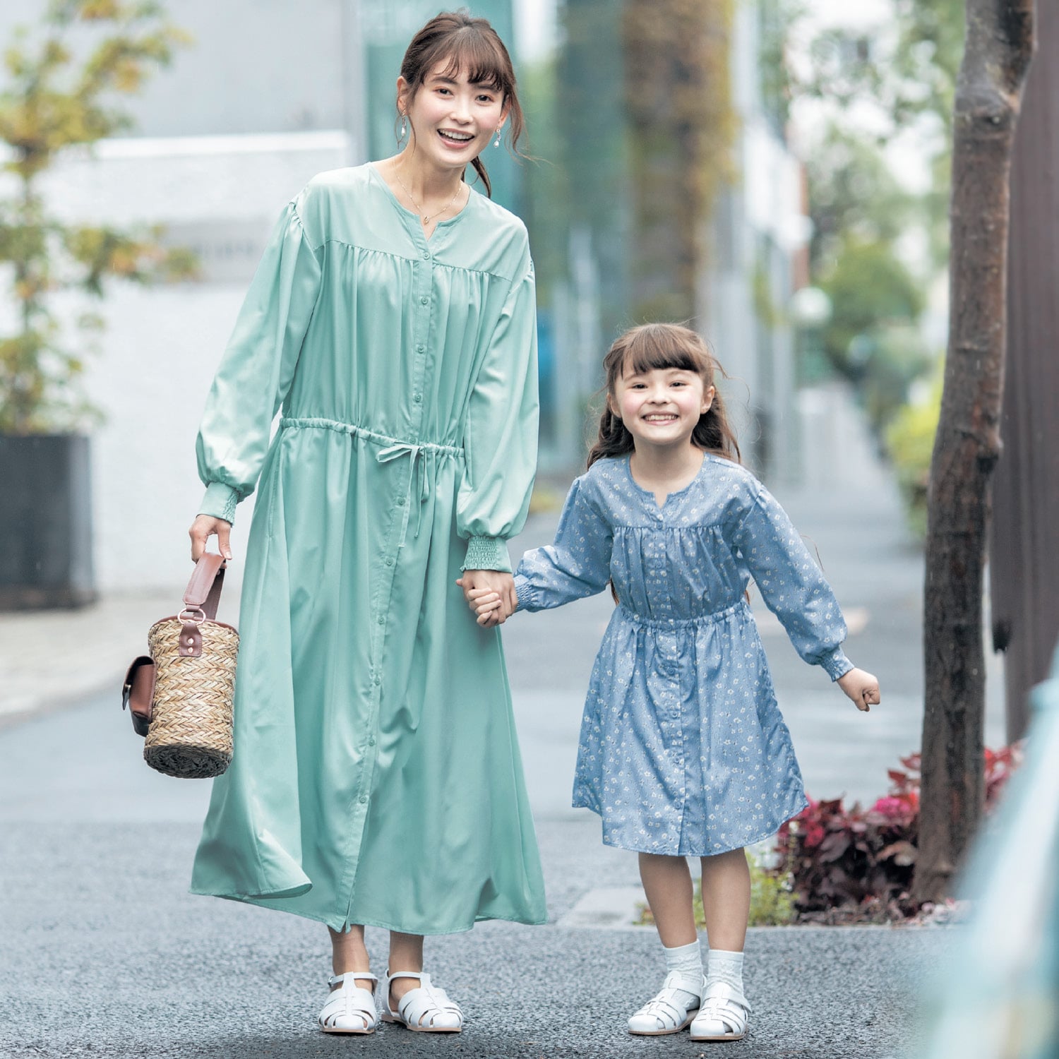 ベルメゾン 親子でおそろいウエストゴム前開きワンピース マリンブルー