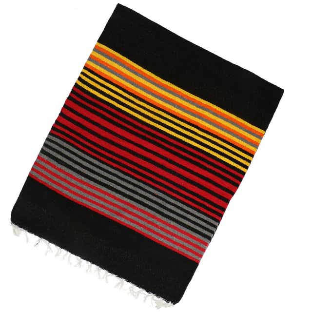 エルパソ サドルブランケット 通販 ブランケット 大判 El Paso ラグ おしゃれ Pueblo Blanket プエブロブランケット カーペット 敷物 マルチカバー キャンプ テント ヨガマット ヴィンテージ ストライプ アースカラー 角型 Black Backyard Family Jre Pointが 貯まる