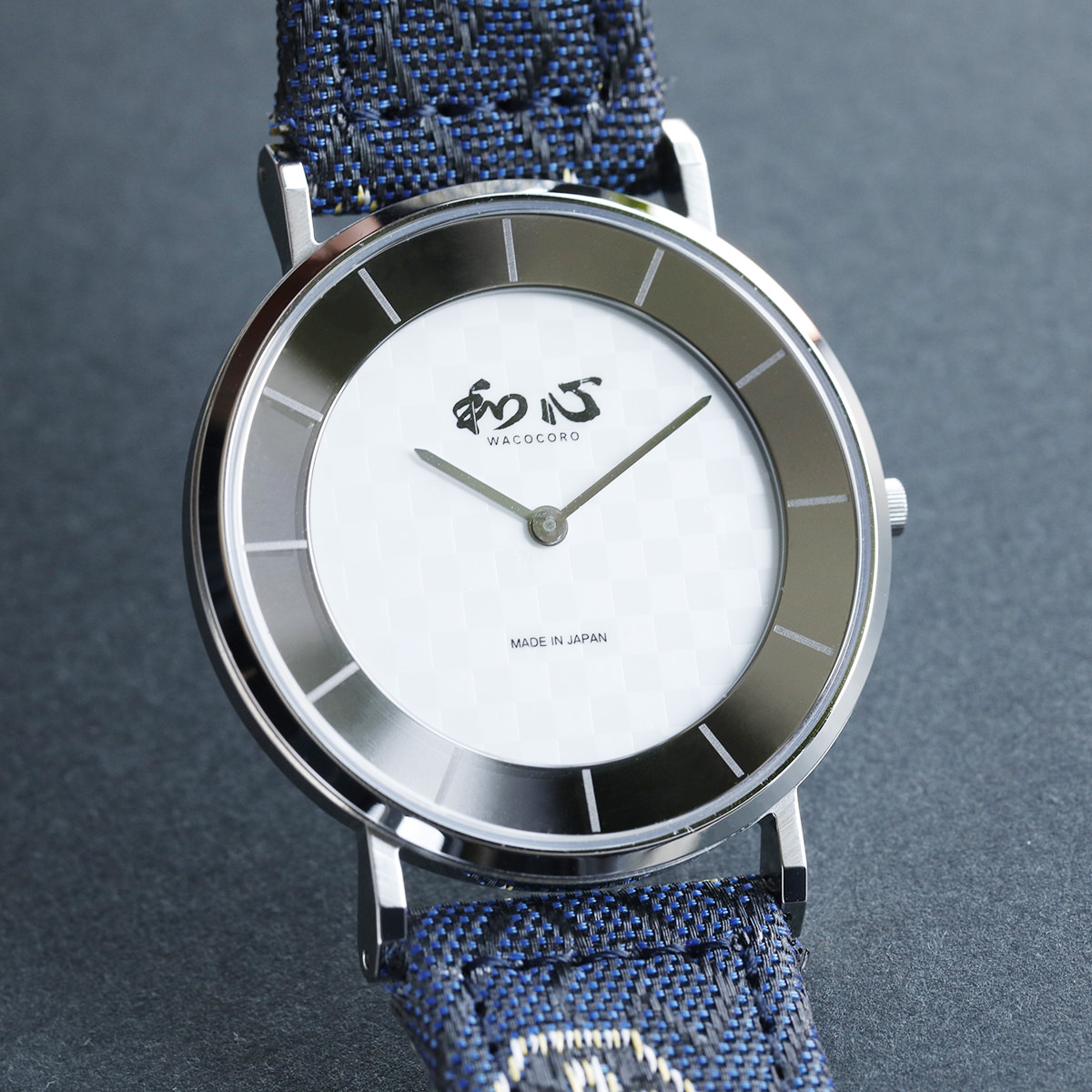 送料無料】和心 畳縁バンド 薄型 日本製腕時計 市松模様 白 〔全長約