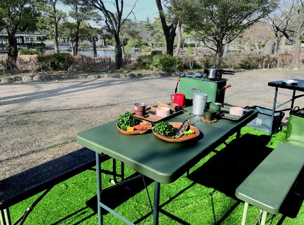 アウトドア 折りたたみテーブル FOLDING TABLE(1220x600x740mm