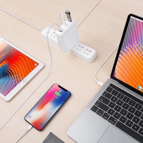 Apple 61W USB-C電源アダプタ用】USB-C → USB-C＋USB-A 変換ハブ