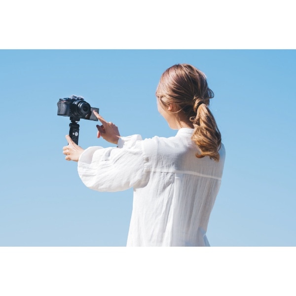 Nikon Z 30 ミラーレス一眼カメラ 16-50 VR レンズキット ブラック