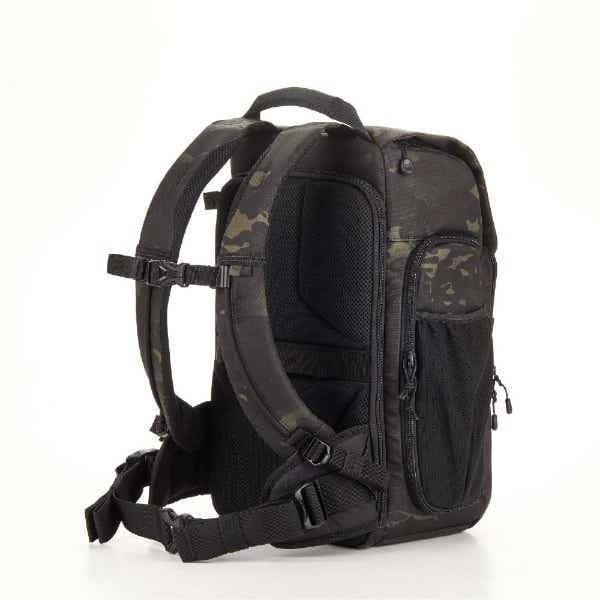 Axis v2 LT 18L Backpack ? MultiCam Black ブラックカモフラージュ