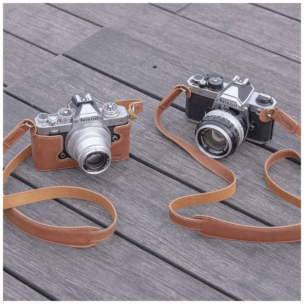 Nikon Zfc用レザーハーフケース ショルダーストラップ付き 3481(SR3481 