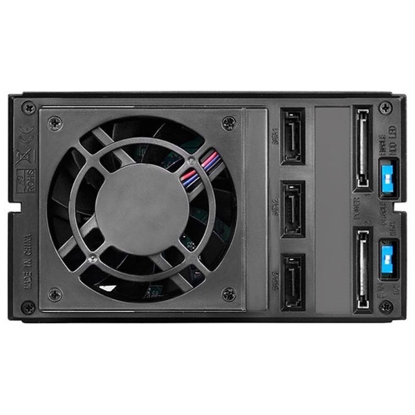 SATA/SASリムーバブルケース [5.25インチベイ2段→SSD/HDD 3.5インチ