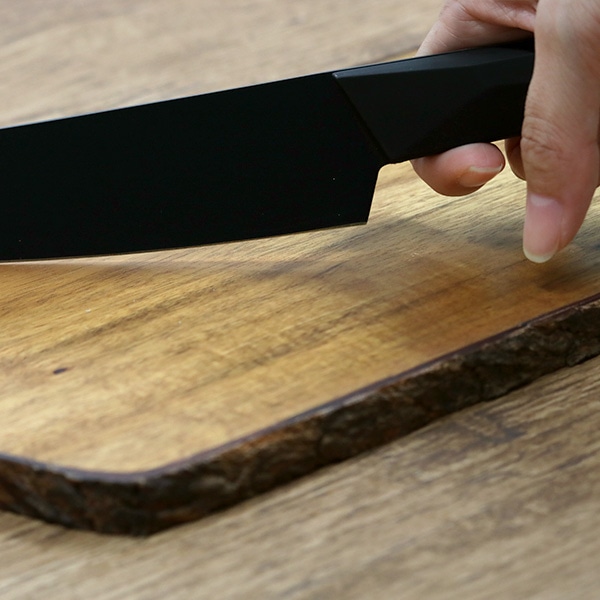包丁 牛刀包丁 刃渡り18cm 日本製 バイアキッチンブラック モリブデン 