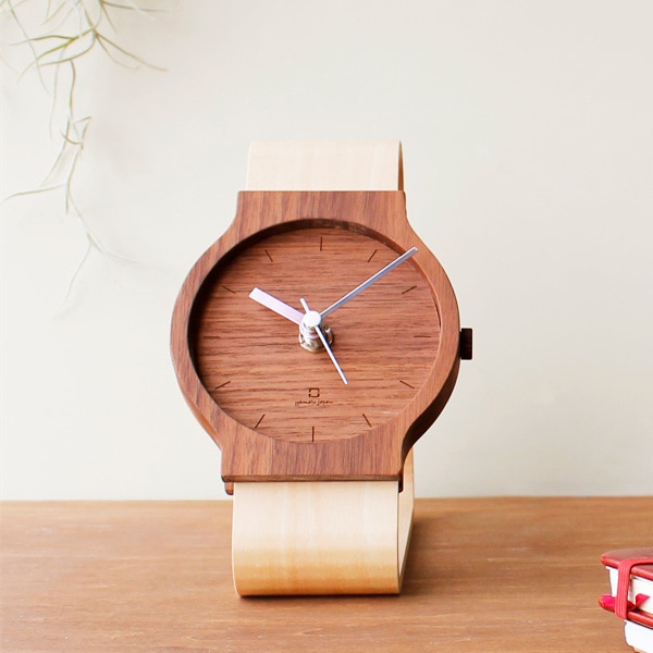 置き時計 腕時計風 木製 天然木 ヤマト工芸 北欧 北欧風 時計（ 置時計 ...